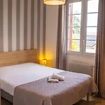 Logis - Au Colombier Du Touron 3*