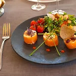 Hotel Logis - Au Colombier Du Touron 3*