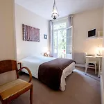 Hotel Logis - Au Colombier Du Touron 3*