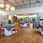 Hotel Logis - Au Colombier Du Touron 3*