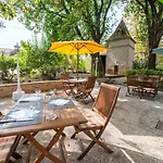 Hotel Logis - Au Colombier Du Touron 3*