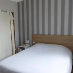 Hotel Logis - Au Colombier Du Touron Brax (Lot-et-Garonne)
