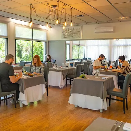 Hotell Logis - Au Colombier Du Touron Brax (Lot-et-Garonne)