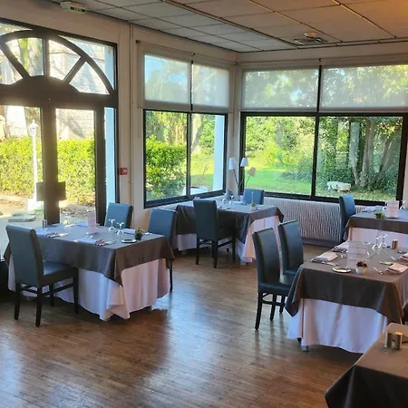 Logis - Au Colombier Du Touron