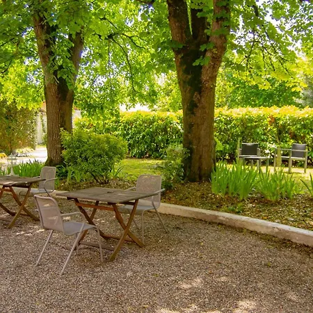 Logis - Au Colombier Du Touron Hotell 3*