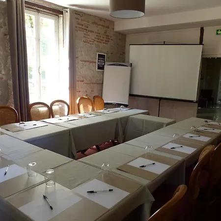 Hotel Logis - Au Colombier Du Touron