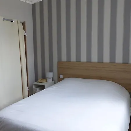 Hotell Logis - Au Colombier Du Touron Brax (Lot-et-Garonne)