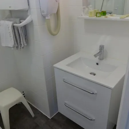 Logis - Au Colombier Du Touron Hotel 3*