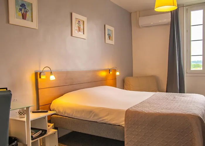 Hotel Au Colombier Du Touron 3*